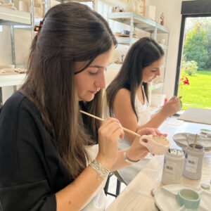 atelier_ceramique_sars_et_rosieres_evjf_filles_lea_1024x1024